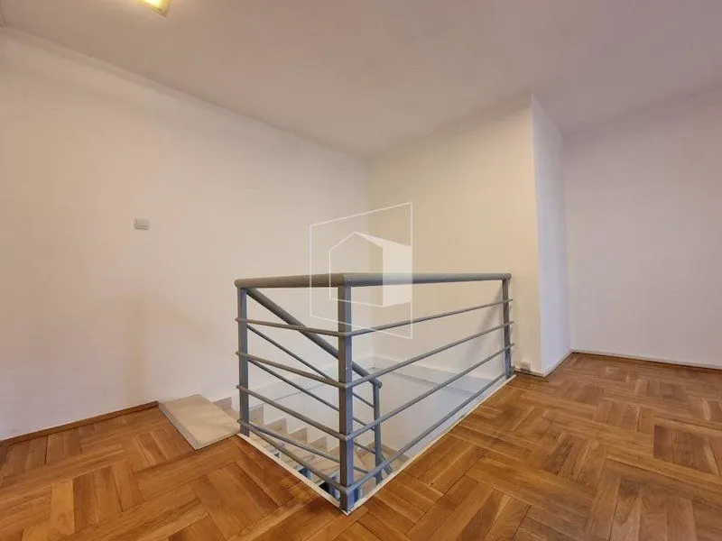 Rent, office space, 65m², Stari Aerodrom, Podgorica