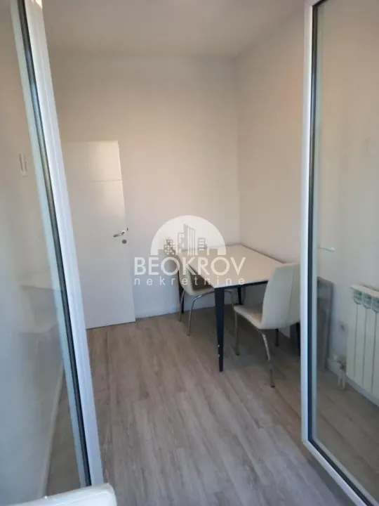 Izdavanje, četvorosoban stan, 118m², Đeram Pijaca, Beograd