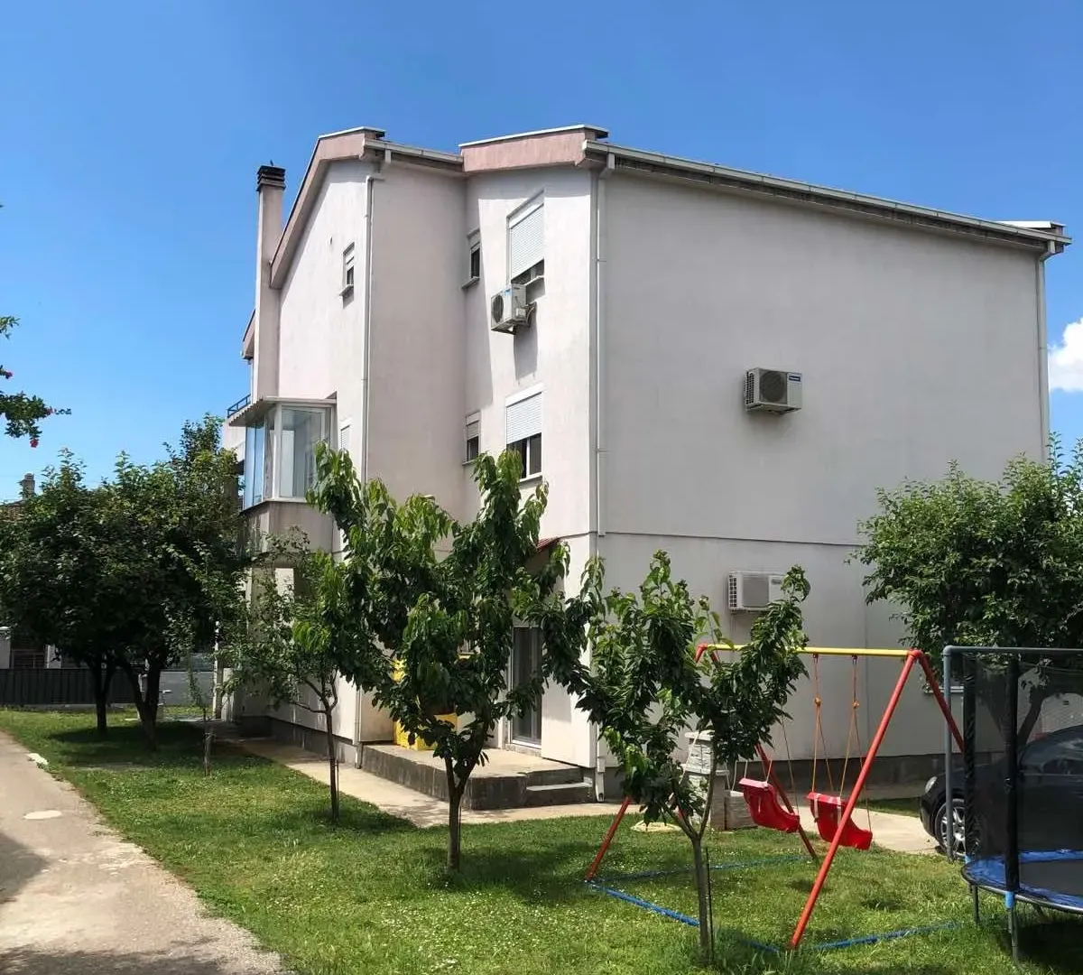 Rent, apartment, 115m², Tološi, Podgorica