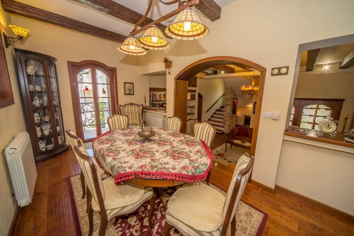 Prodaja, kuća, 169m², Cetinje, Crna Gora