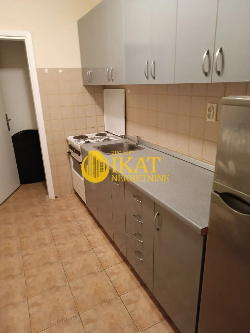 Rent, two bedroom apartment, 56m², Čukarica, Beograd