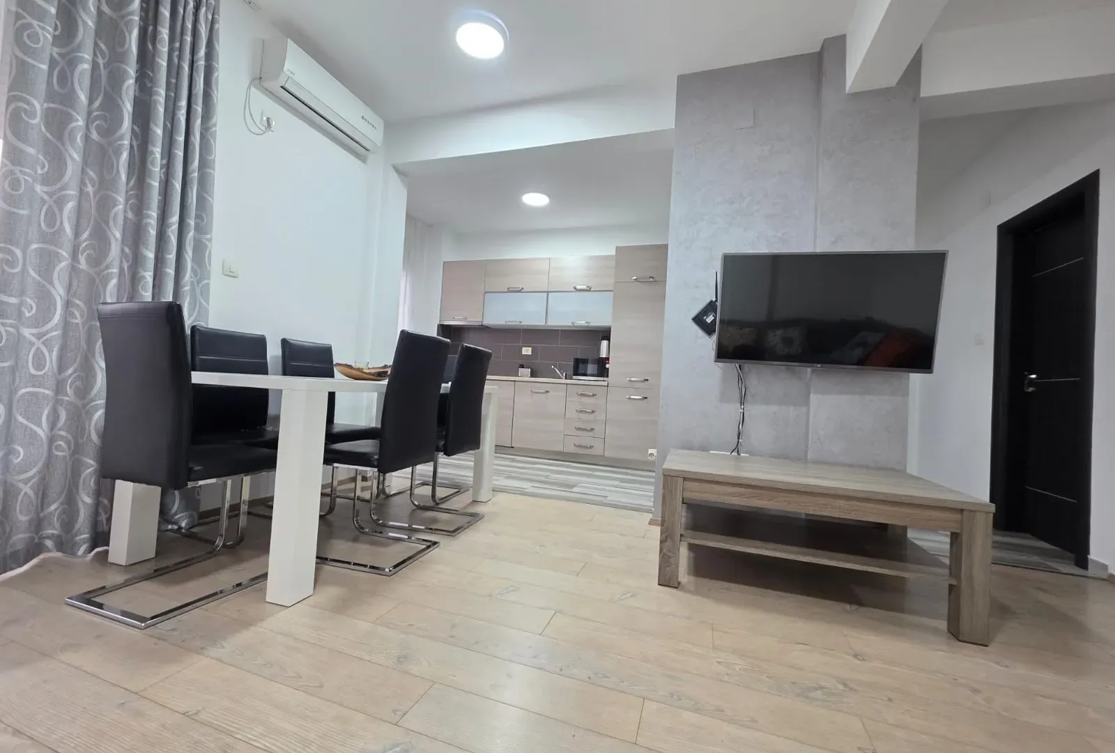 Prodaja, dvosoban stan, 67m², Bečići, Budva
