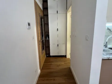 Izdavanje, garsonjera, 32m², Centar, Bar - image 5