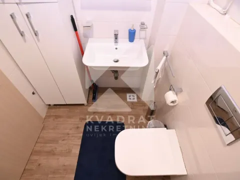 Izdavanje, dvosoban stan, 72m², City Kvart, Podgorica - image 10