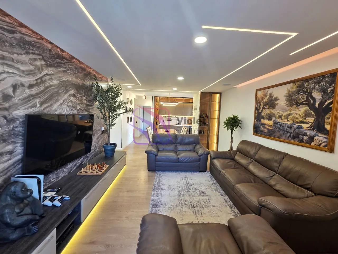 Prodaja, trosoban stan, 107m², Bečići, Budva