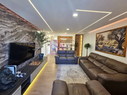 Prodaja, trosoban stan, 107m², Bečići, Budva - image 18