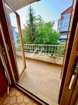 Izdavanje, trosoban stan, 85m², Centar, Novi Sad - image 9