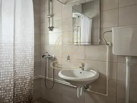 Prodaja, kuća, 194m², Centar, Vrnjačka Banja - image 7