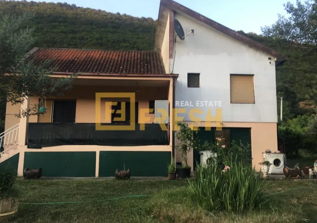 Sale, house, 150m², Danilovgrad, Crna Gora