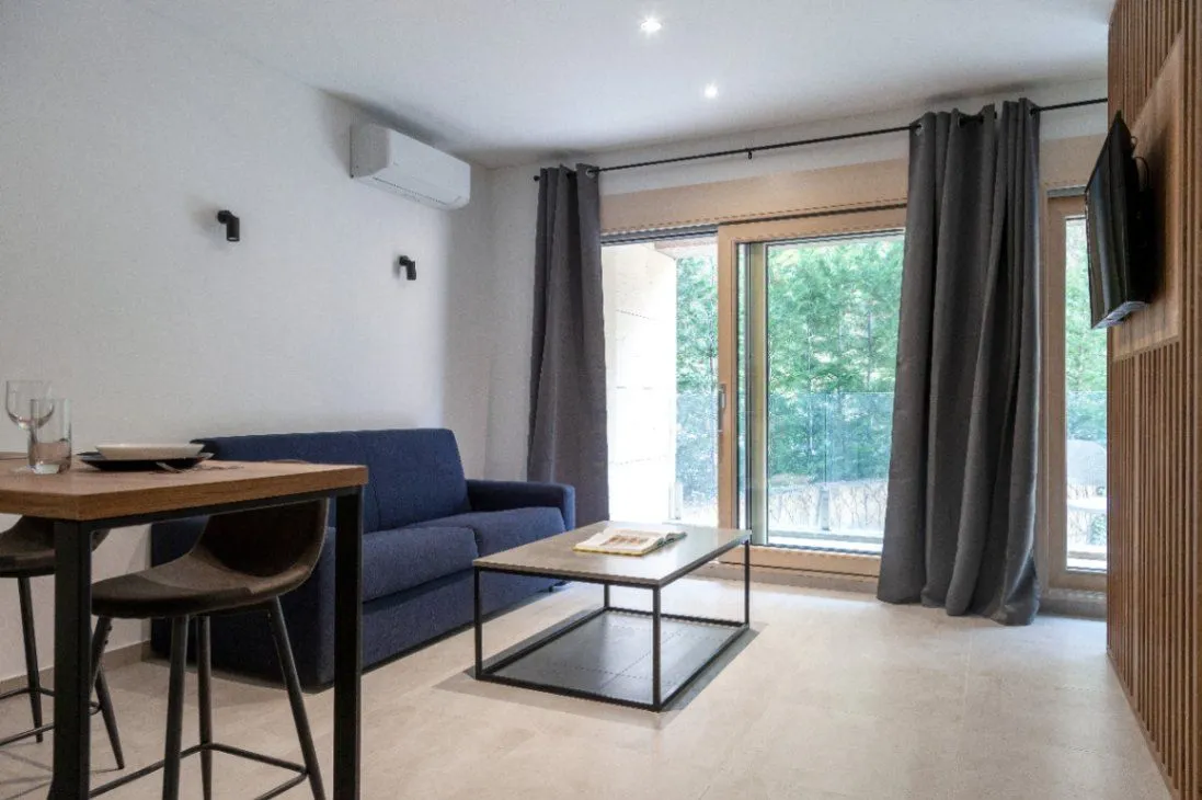 Prodaja, garsonjera, 40m², Škaljari, Kotor