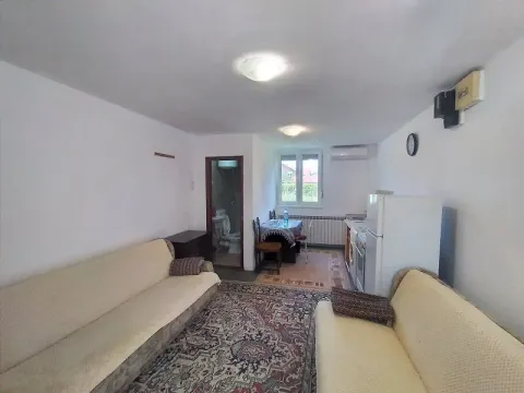 Rent, studio apartment, 25m², Palilula Sve Podlokacije, Beograd - image 3