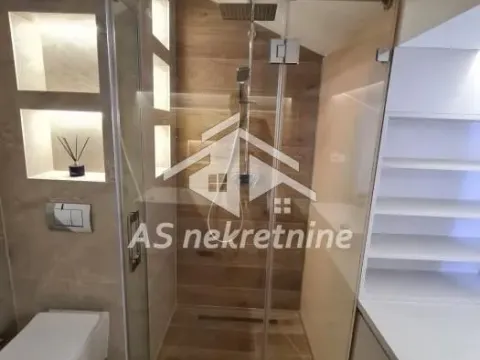 Rent, three bedroom apartment, 360m², Savski Venac, Beograd - image 13