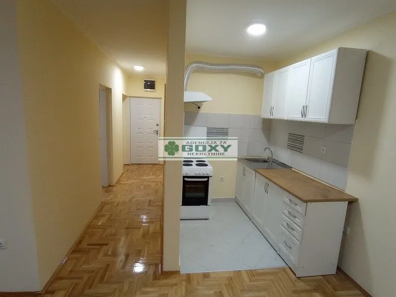 Sale, three bedroom apartment, 67m², Altina, Beograd