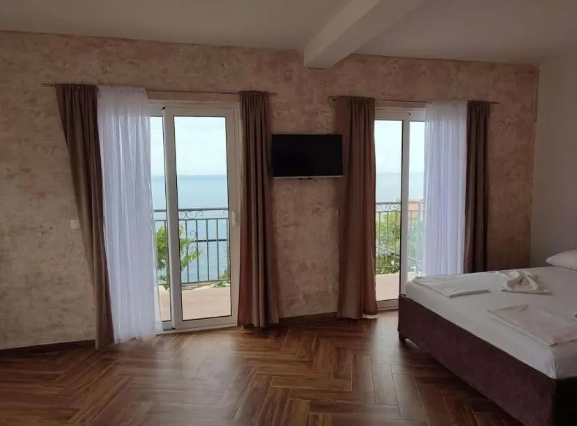 Sale, house, 220m², Dobre Vode, Bar