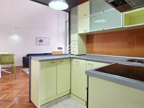 Rent, one bedroom apartment, 35m², Momišići, Podgorica - image 4