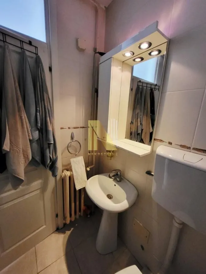 Prodaja, jednosoban stan, 29m², Centar, Novi Sad