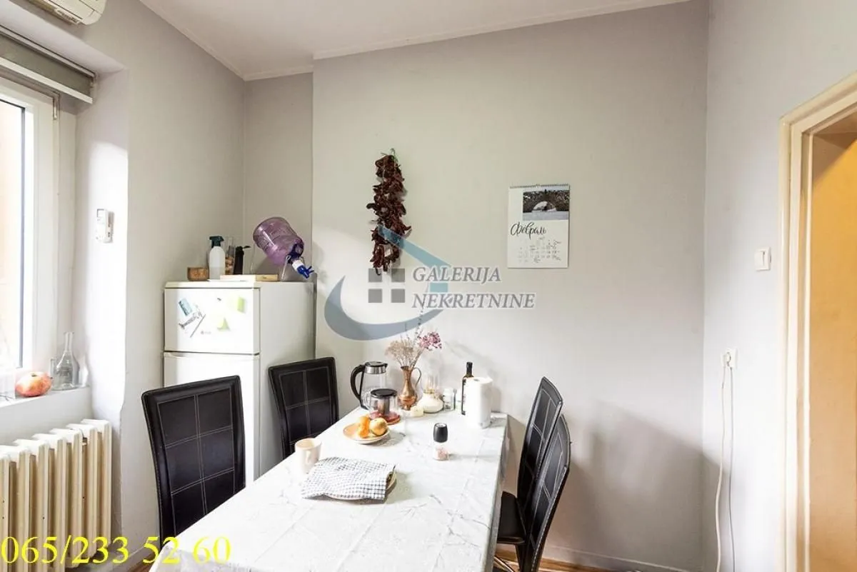 Prodaja, dvosoban stan, 59m², Stari Grad, Beograd