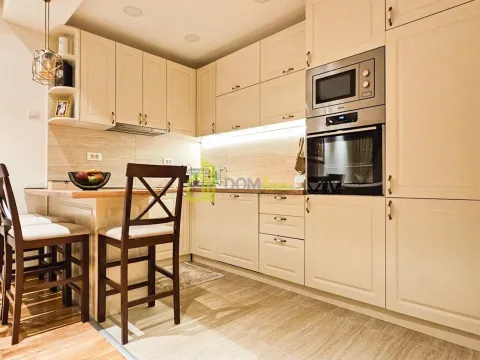 Izdavanje, jednosoban stan, 50m², Pobrežje, Podgorica - image 7