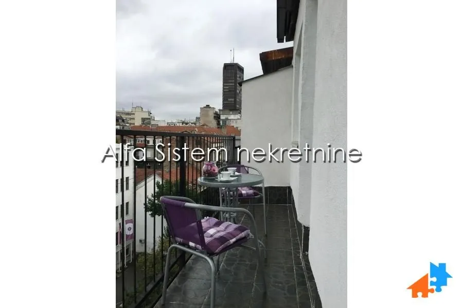 Izdavanje, trosoban stan, 68m², Stari Grad, Beograd