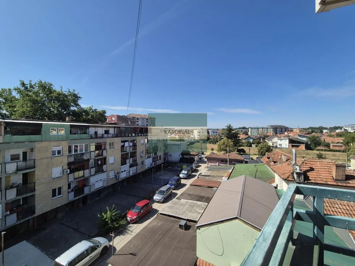Prodaja, dvosoban stan, 63m², Centar, Jagodina