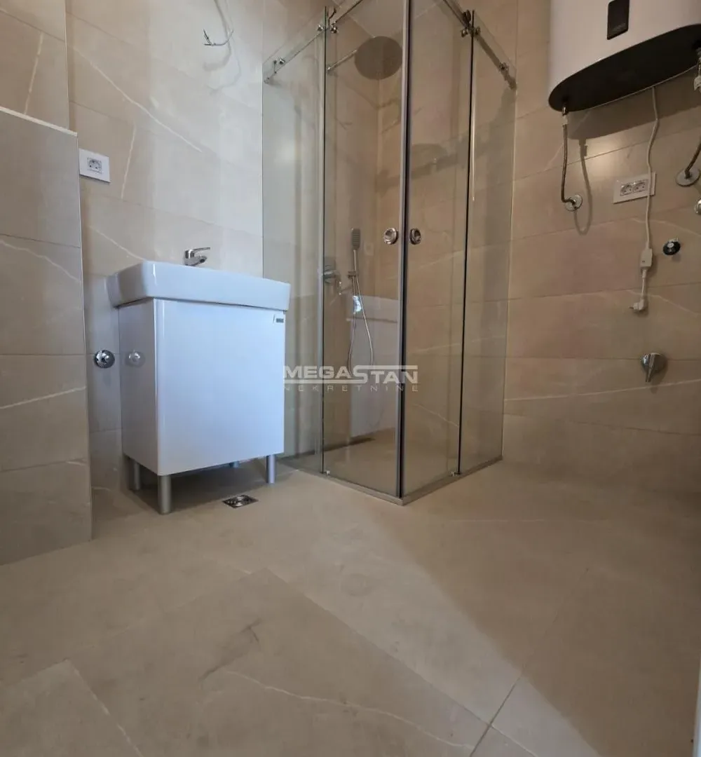 Sale, four bedroom apartment, 162m², Šumice, Beograd