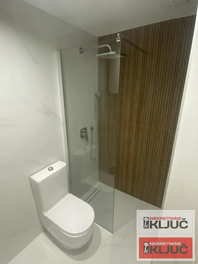 Prodaja, dvosoban stan, 40m², Sajmište, Novi Sad