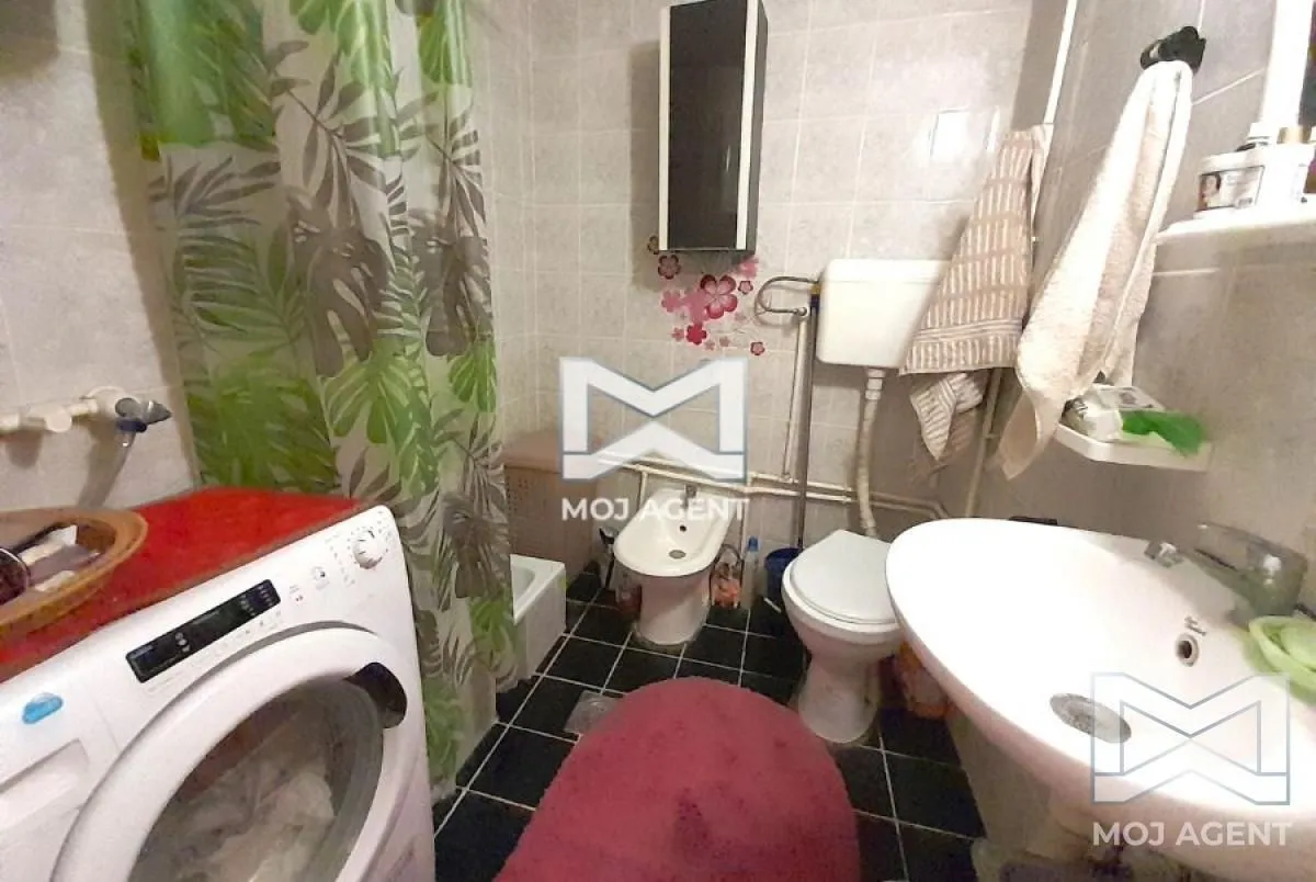 Prodaja, jednosoban stan, 50m², Krive livade, Niš