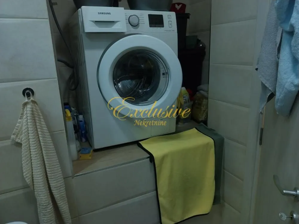 Prodaja, trosoban stan, 67m², Lekino Brdo, Voždovac Sve Podlokacije