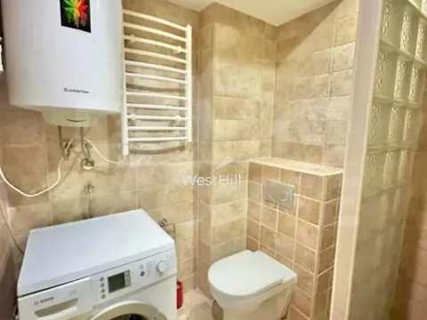 Sale, two bedroom apartment, 102m², Dobrota, Kotor - image 8