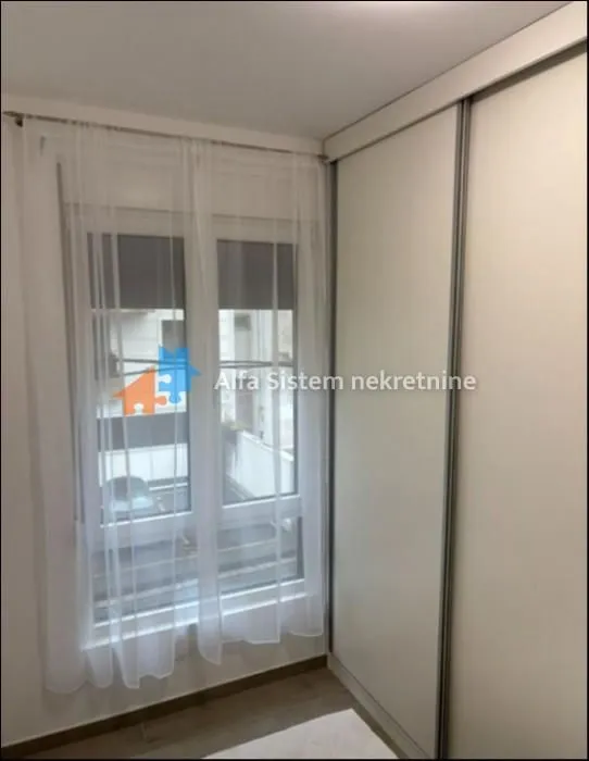Izdavanje, stan, 40m², Crveni Krst, Beograd