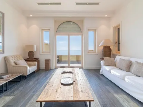 Prodaja, dvosoban stan, 108m², Kotor, Crna Gora - image 4