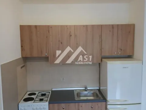 Izdavanje, jednosoban stan, 33m², Grbavica, Novi Sad Sve Podlokacije - image 3