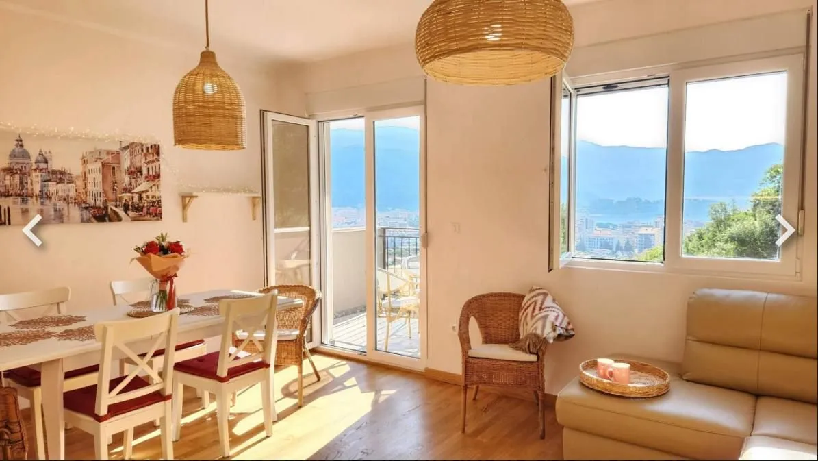 Rent, two bedroom apartment, 65m², Centar, Budva