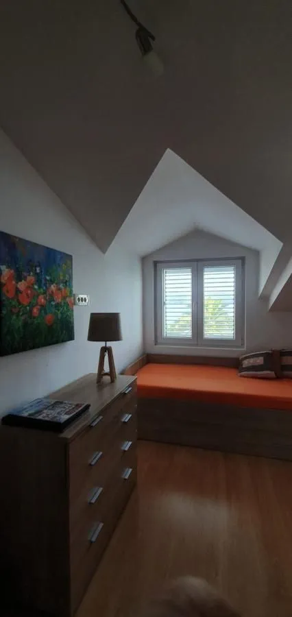Rent, two bedroom apartment, 80m², Centar, Tivat