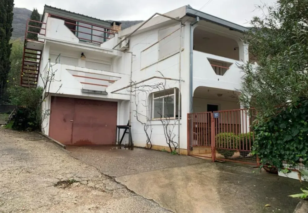 Prodaja, kuća, 180m², Sutomore, Bar