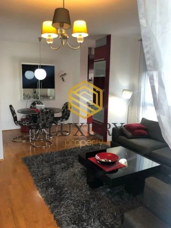 Izdavanje, dvosoban stan, 84m², Zagorič, Podgorica