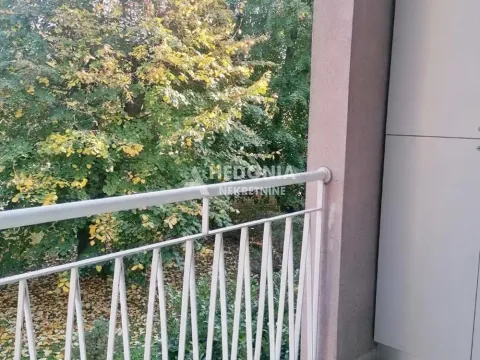 Izdavanje, trosoban stan, 90m², Savski Venac, Beograd - image 9