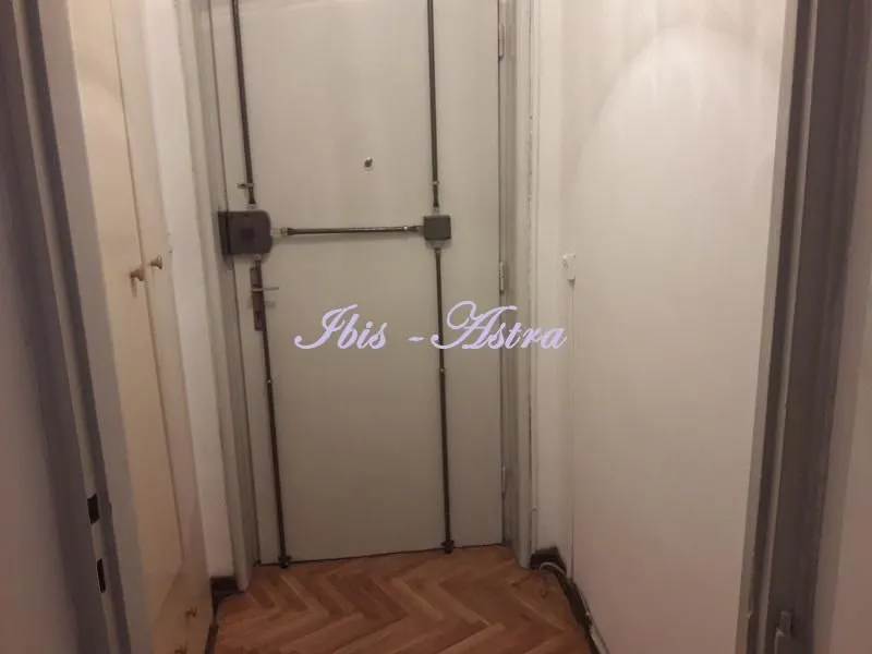 Rent, three bedroom apartment, 70m², Stari Grad, Beograd