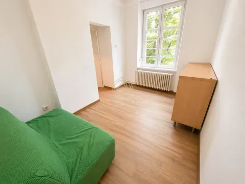 Izdavanje, trosoban stan, 65m², Stari Grad, Beograd - image 7