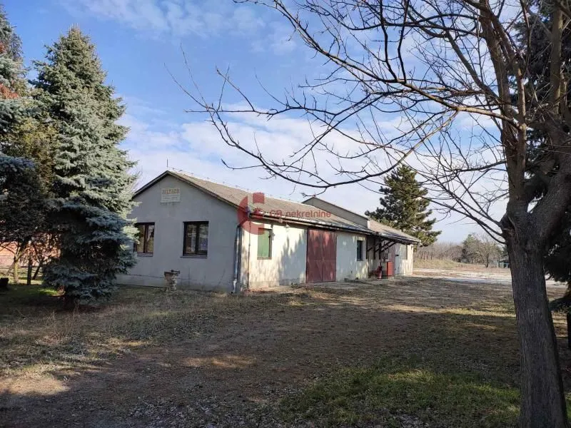 Prodaja, poslovni prostor, 205m², Zorka, Subotica
