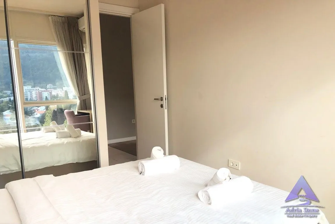 Sale, two bedroom apartment, 89m², Centar, Budva