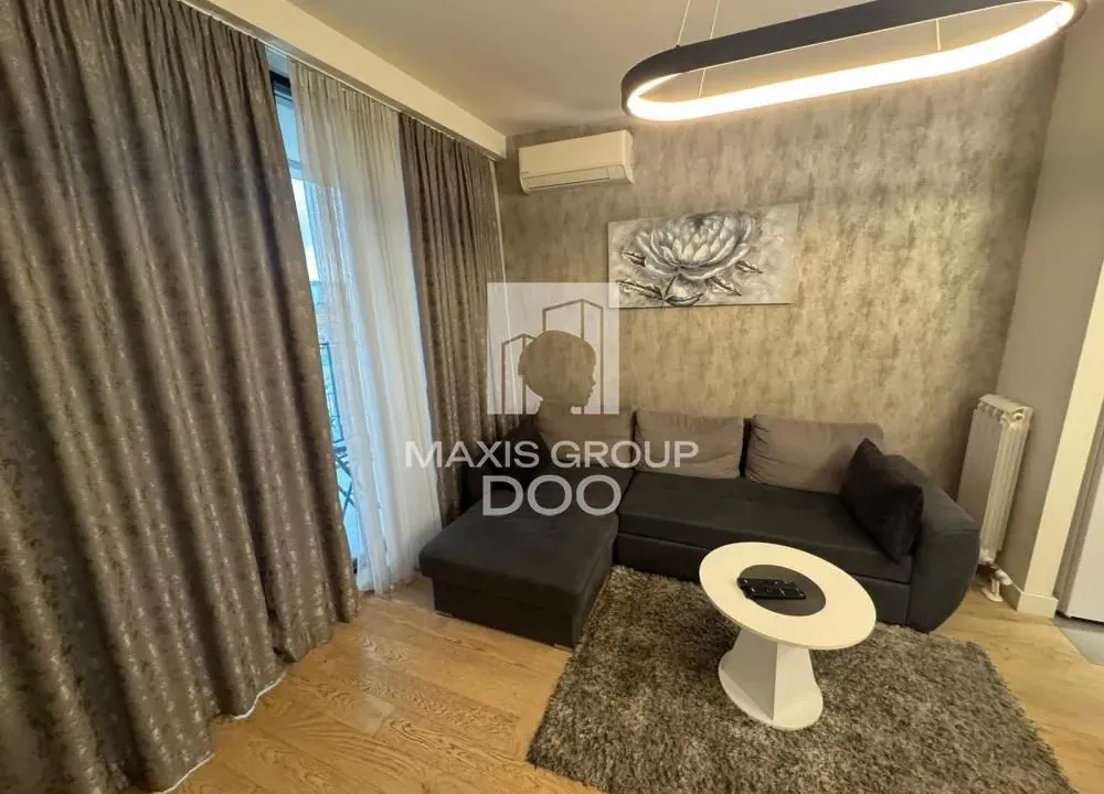 Prodaja, dvosoban stan, 50m², Savski Venac, Beograd