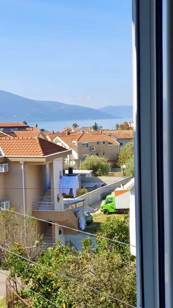 Prodaja, kuća, 375m², Kalimanj, Tivat