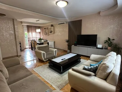 Rent, house, 340m², Gorica C, Podgorica - image 9