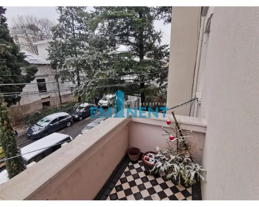 Izdavanje, četvorosoban stan, 143m², Neimar, Vračar Sve Podlokacije