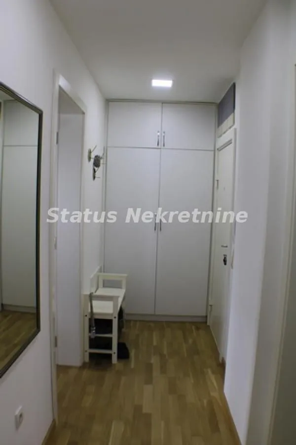 Prodaja, jednosoban stan, 50m², Sremska Kamenica, Petrovaradin