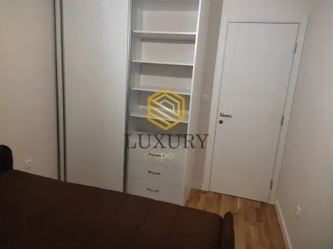 Izdavanje, jednosoban stan, 40m², Pobrežje, Podgorica - image 3