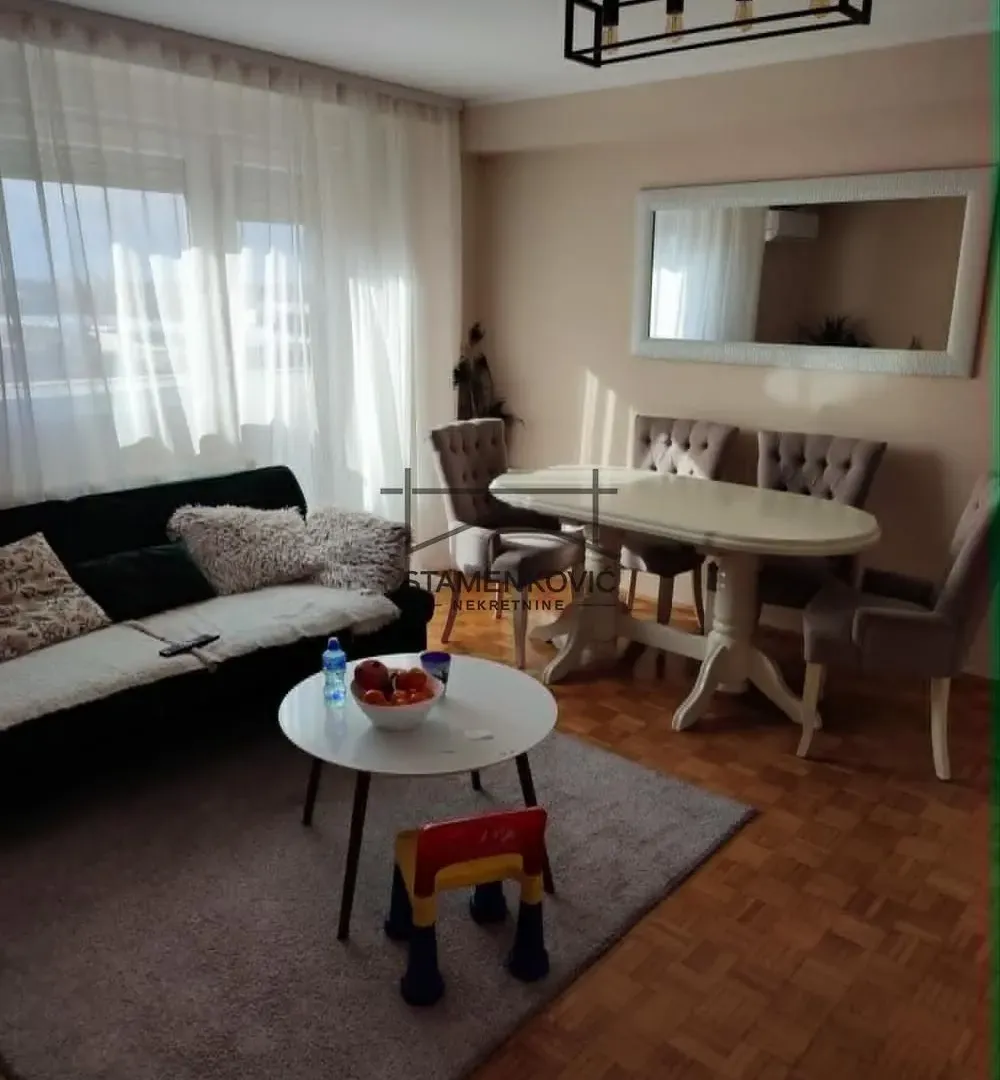 Rent, three bedroom apartment, 51m², Rotkvarija, Novi Sad Sve Podlokacije