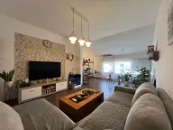 Prodaja, dvosoban stan, 72m², Stari Aerodrom, Podgorica - image 4