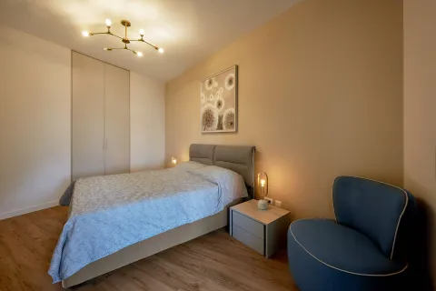 Rent, two bedroom apartment, 58m², Bečići, Budva - image 20